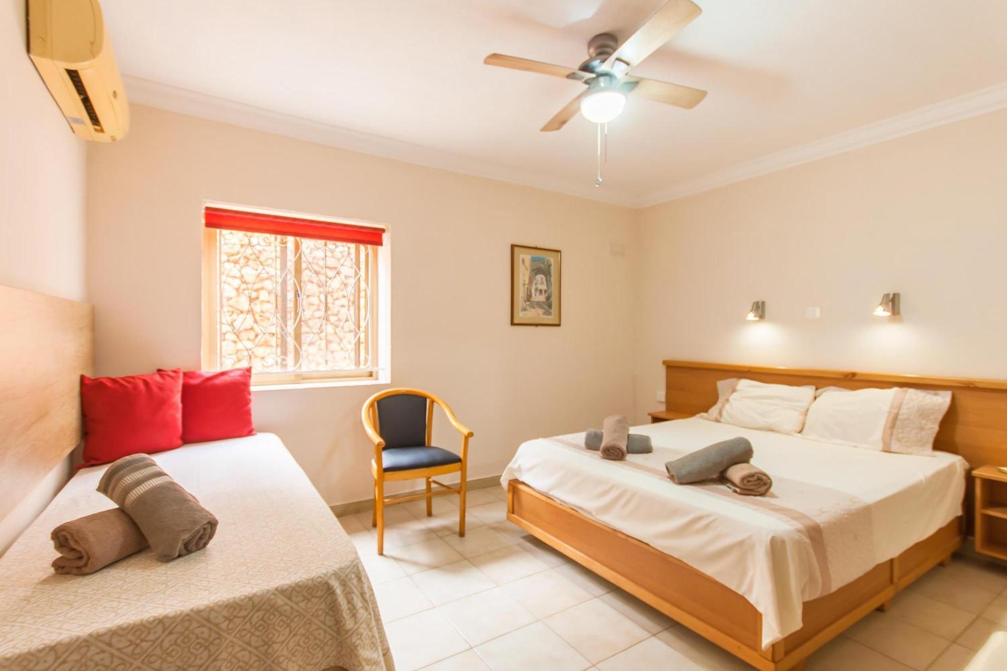 Villa & Pool Apartments In Mellieha Bay Экстерьер фото