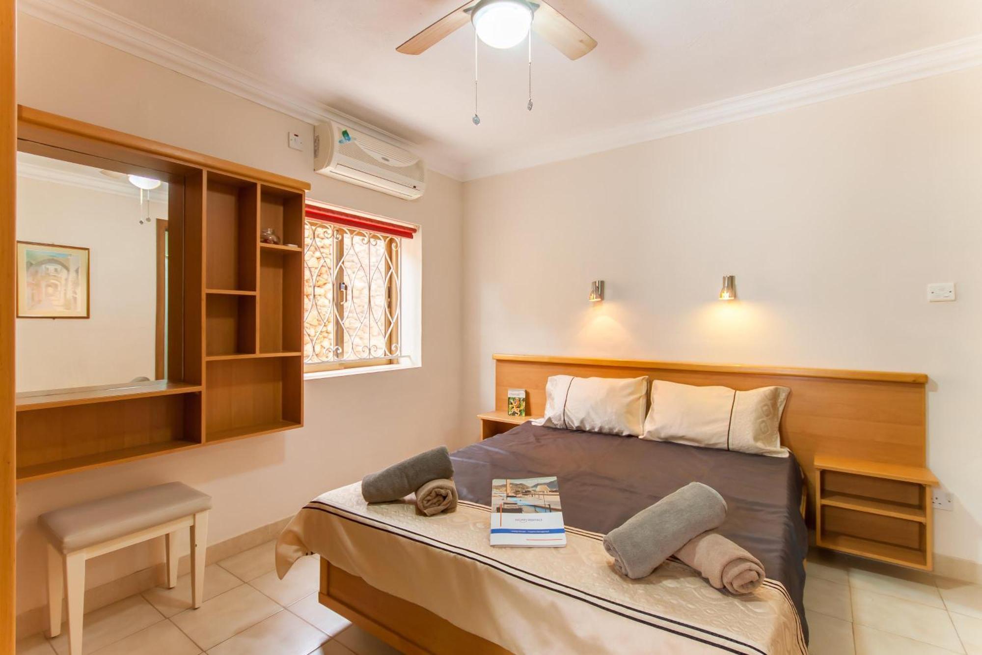 Villa & Pool Apartments In Mellieha Bay Экстерьер фото