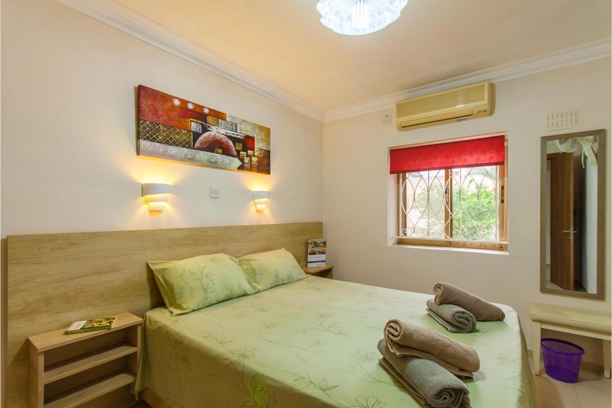 Villa & Pool Apartments In Mellieha Bay Экстерьер фото