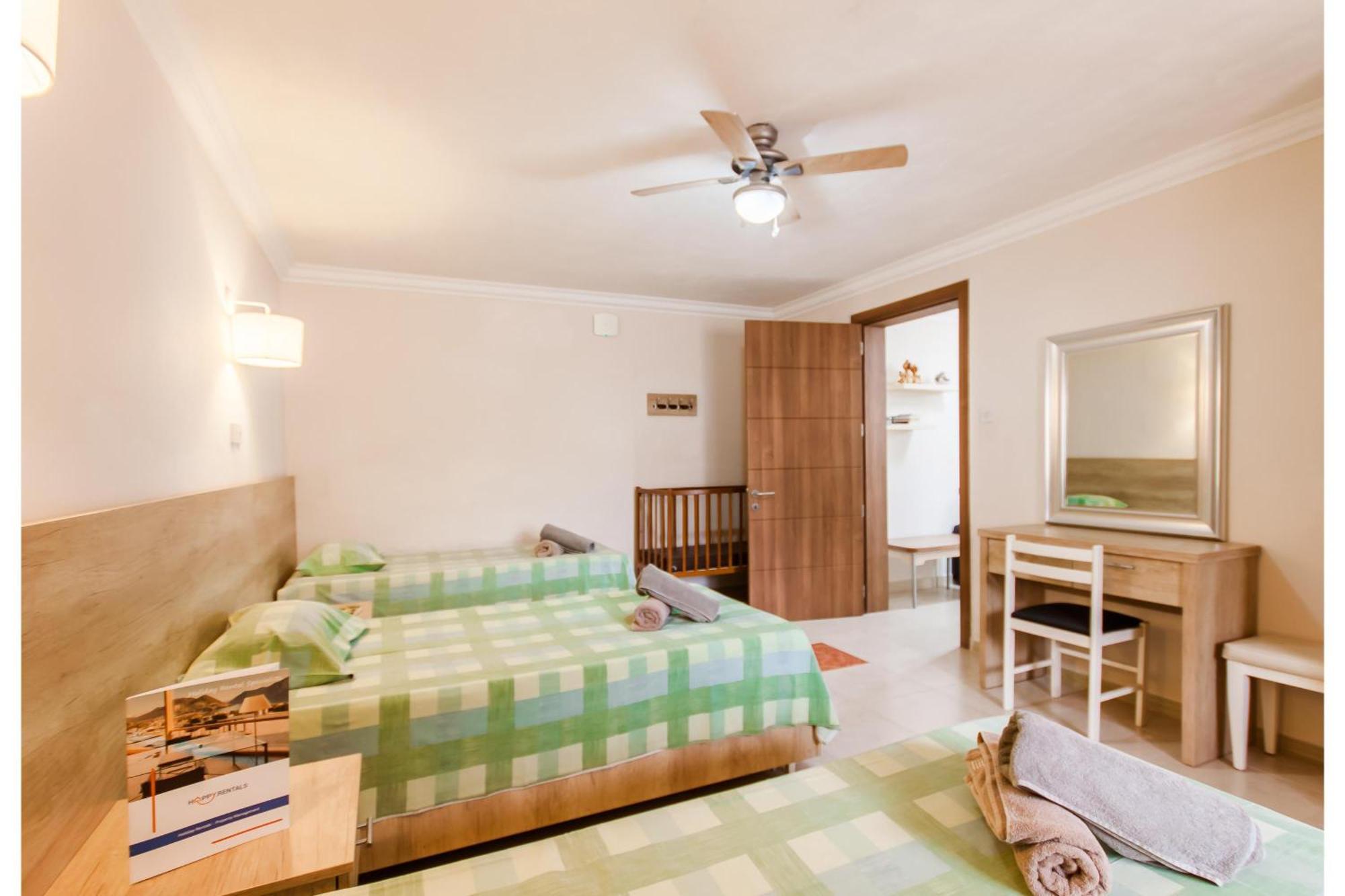 Villa & Pool Apartments In Mellieha Bay Экстерьер фото