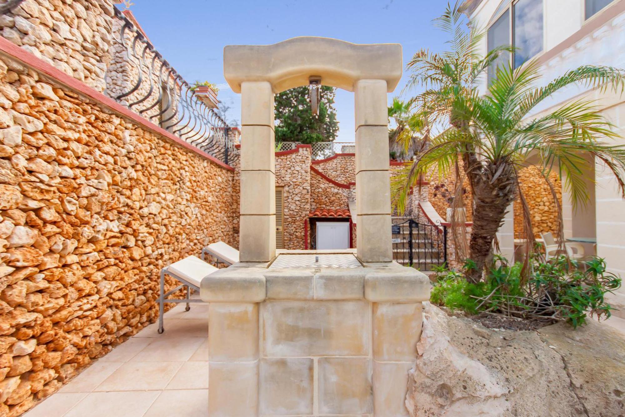 Villa & Pool Apartments In Mellieha Bay Экстерьер фото